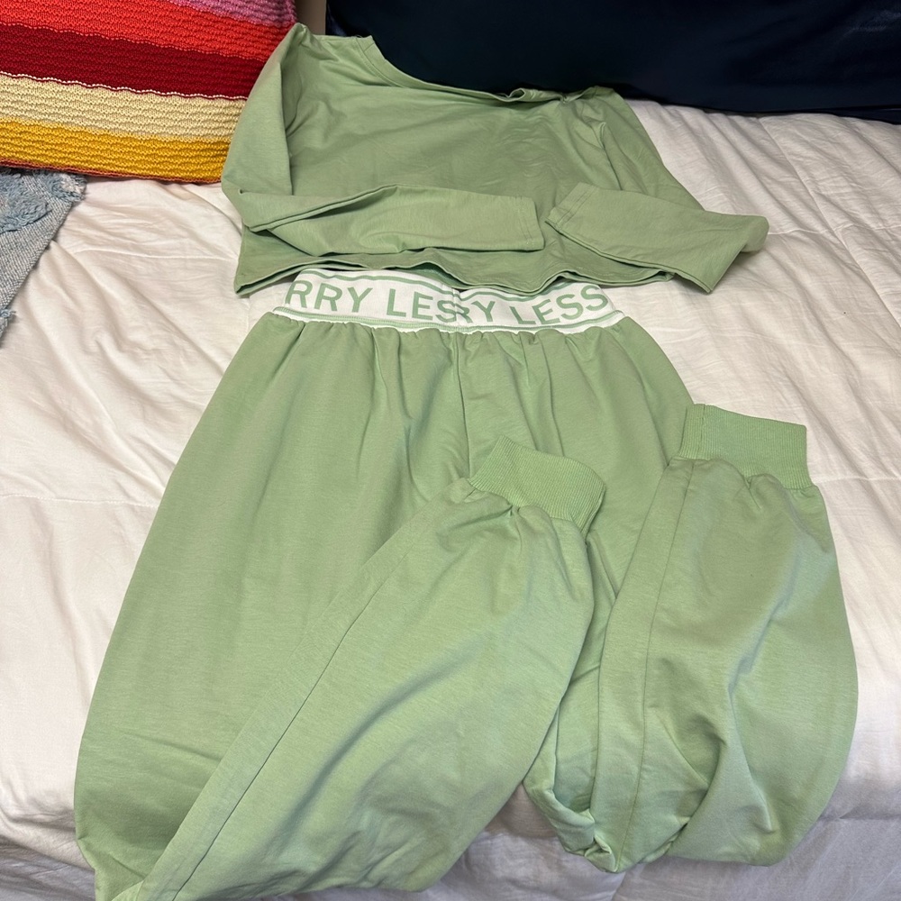 Smiley Green Set - image 2